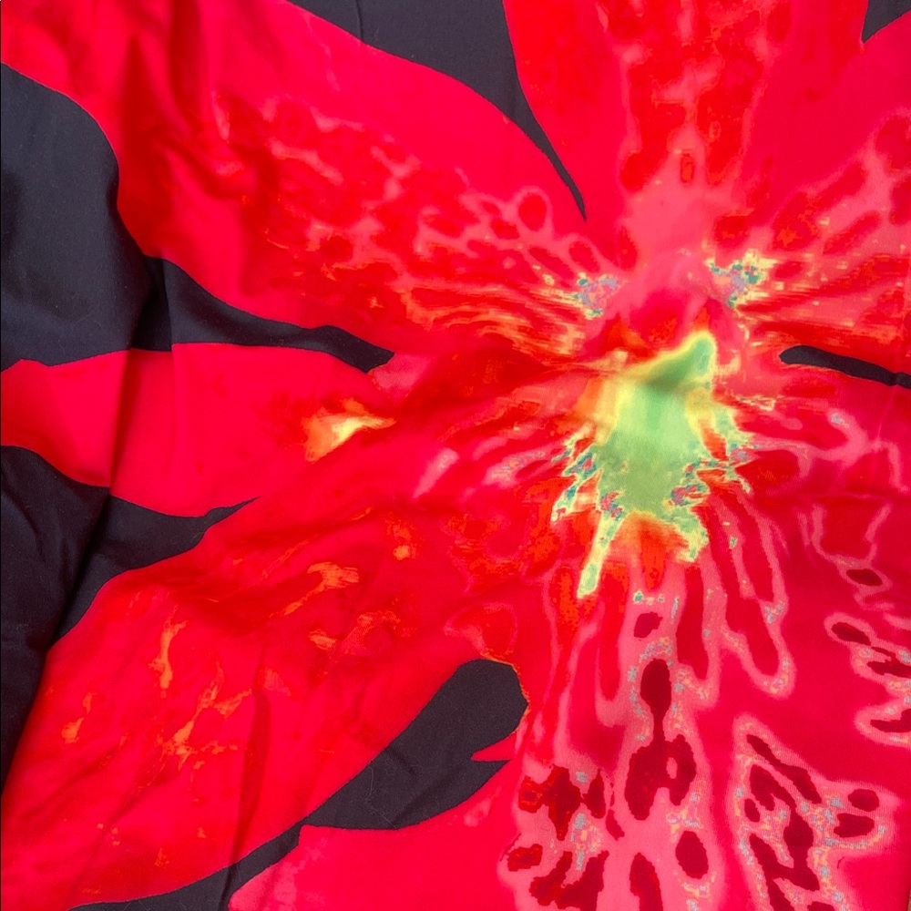 M.   Alluring Black Maxi Dress with Large Hot Pink Floral Print - Picture 3 of 3
